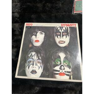 Kiss - Dynasty LP Casablanca  1979 Pressing record vinyl